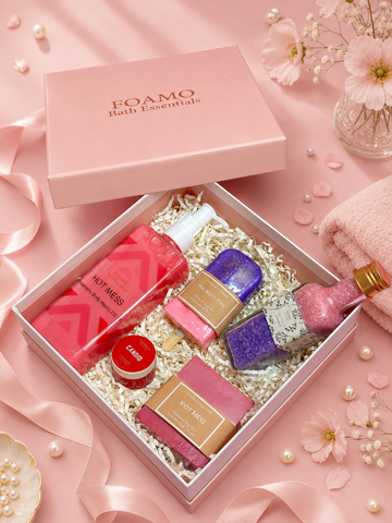 GIFT HAMPERS
